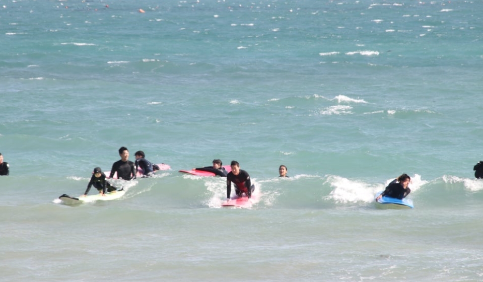 Songjeong Beach Surfing School