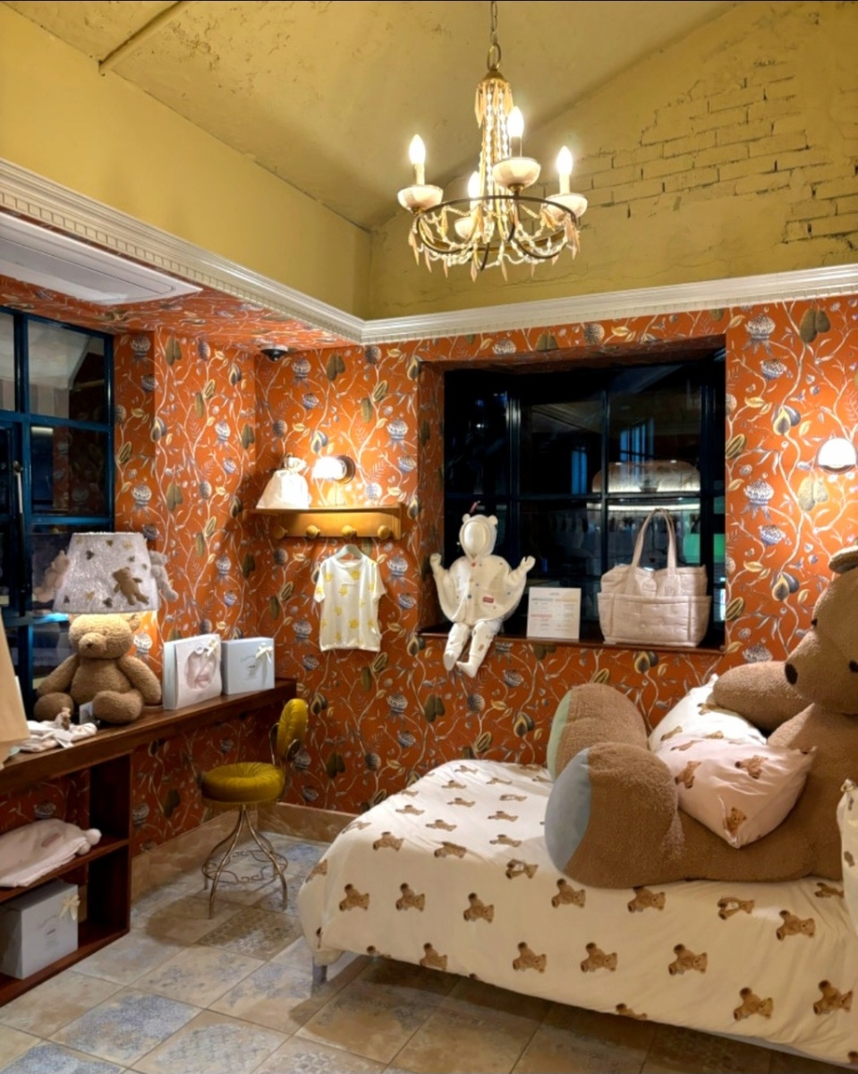 젤라또피케 한남 매장 - 퀸스앤틱 가구 인테리어 2