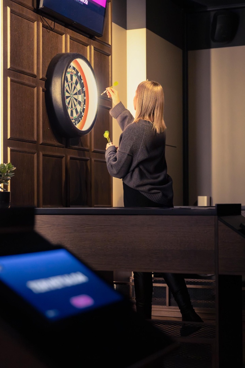 Flyers Darts tikkabaari Tampere - mobiili