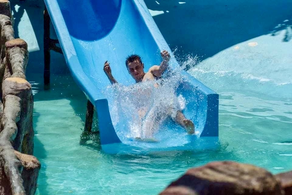 Piscinas & Tobogan