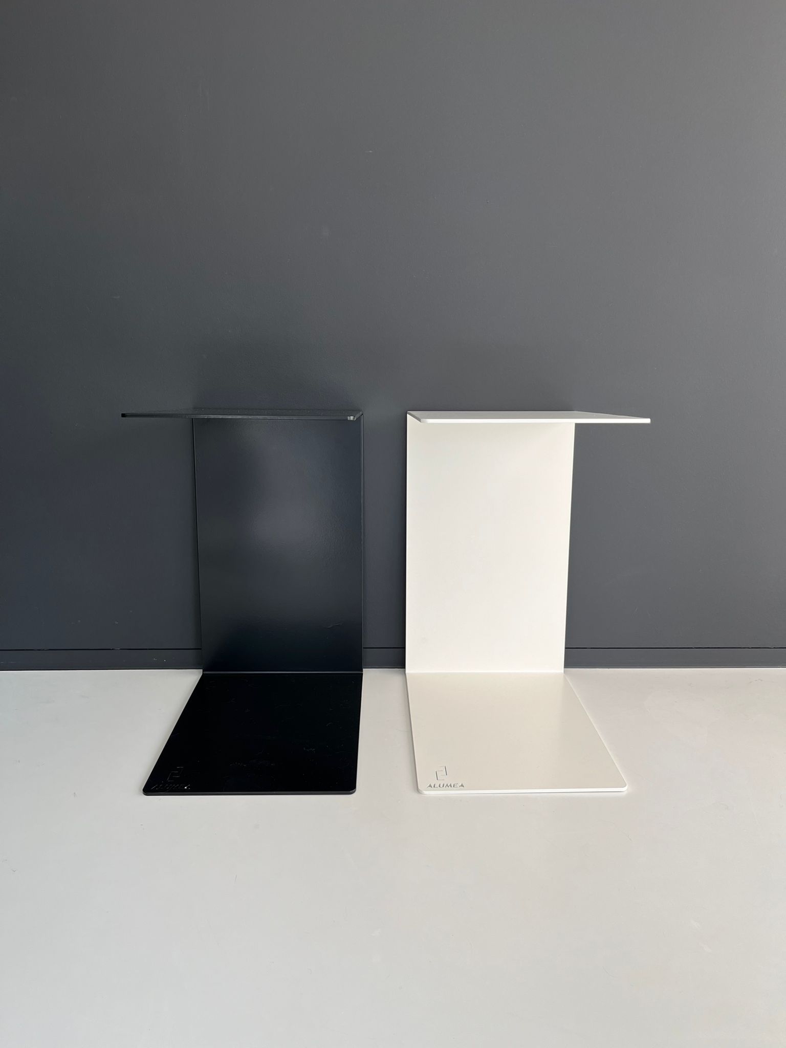 Alumea Tafel - Vooraanzicht