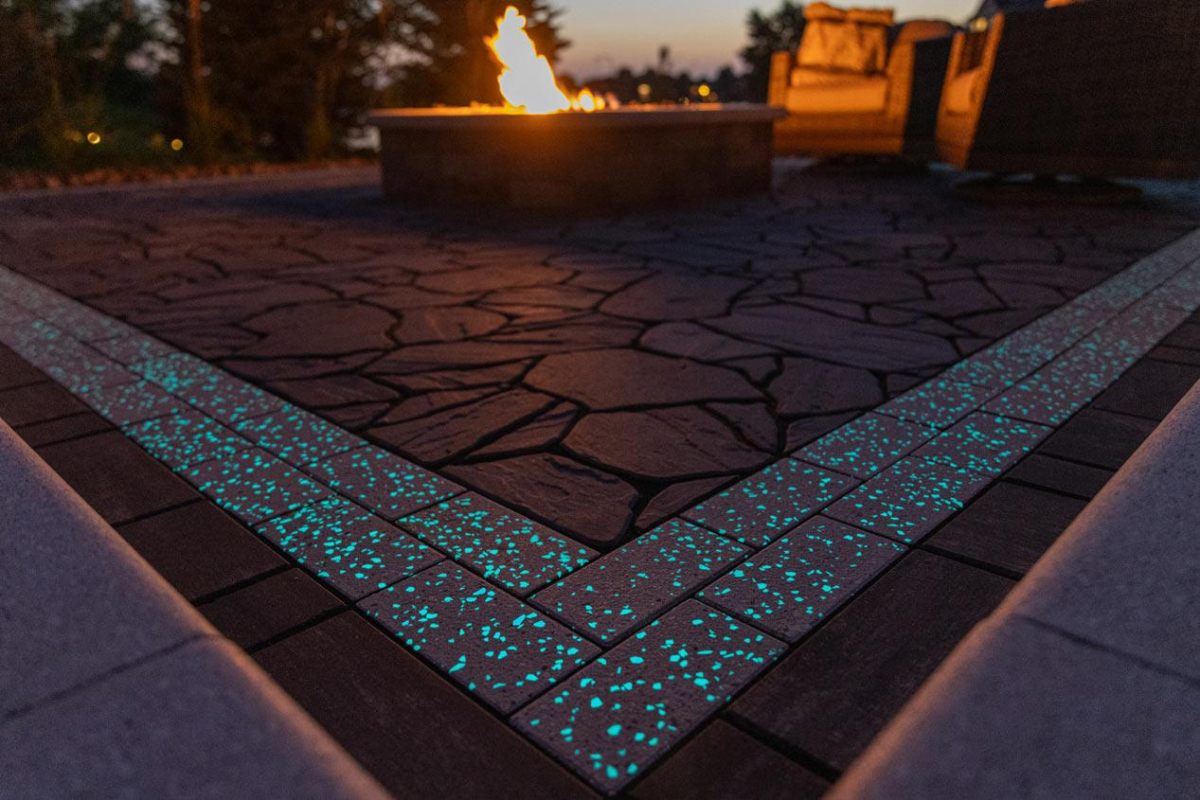 Glow Path Pavers