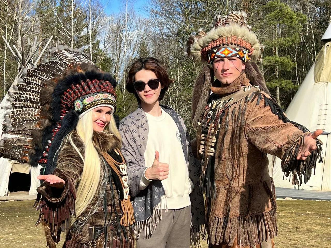 🚗 Exclusive: Limo Ride to the Indian Village