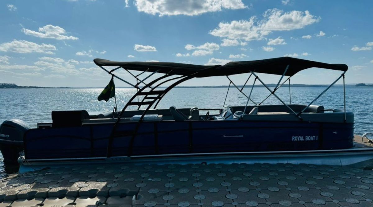 VCat Pontoon - Imagem 1