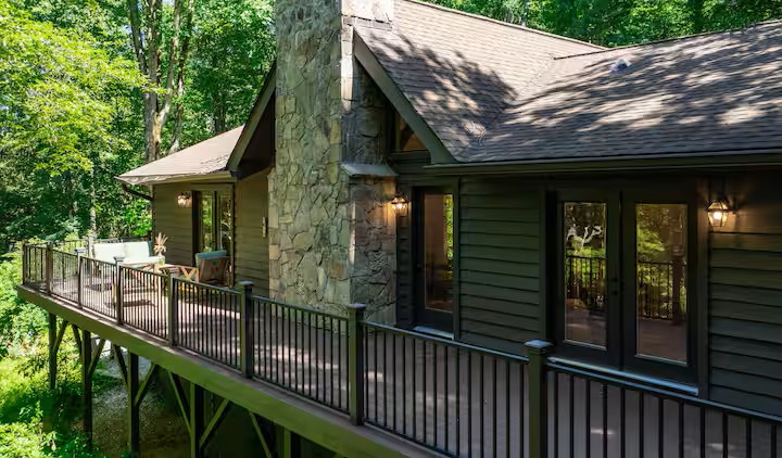 Stag Ridge — Luxury Highlands Escape - cabin in Highlands NC