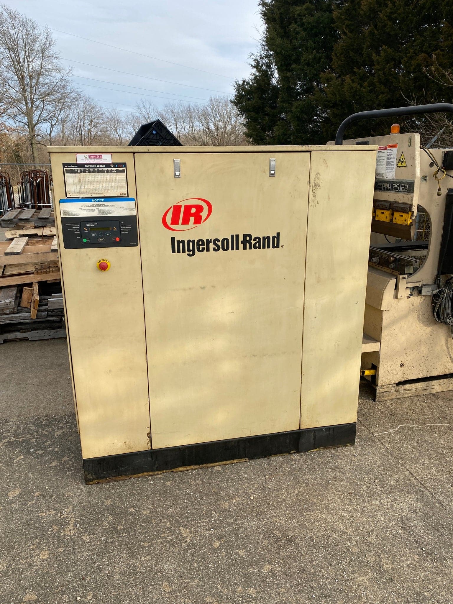 Ingersoll Rand SSR-EP100 Air Compressor