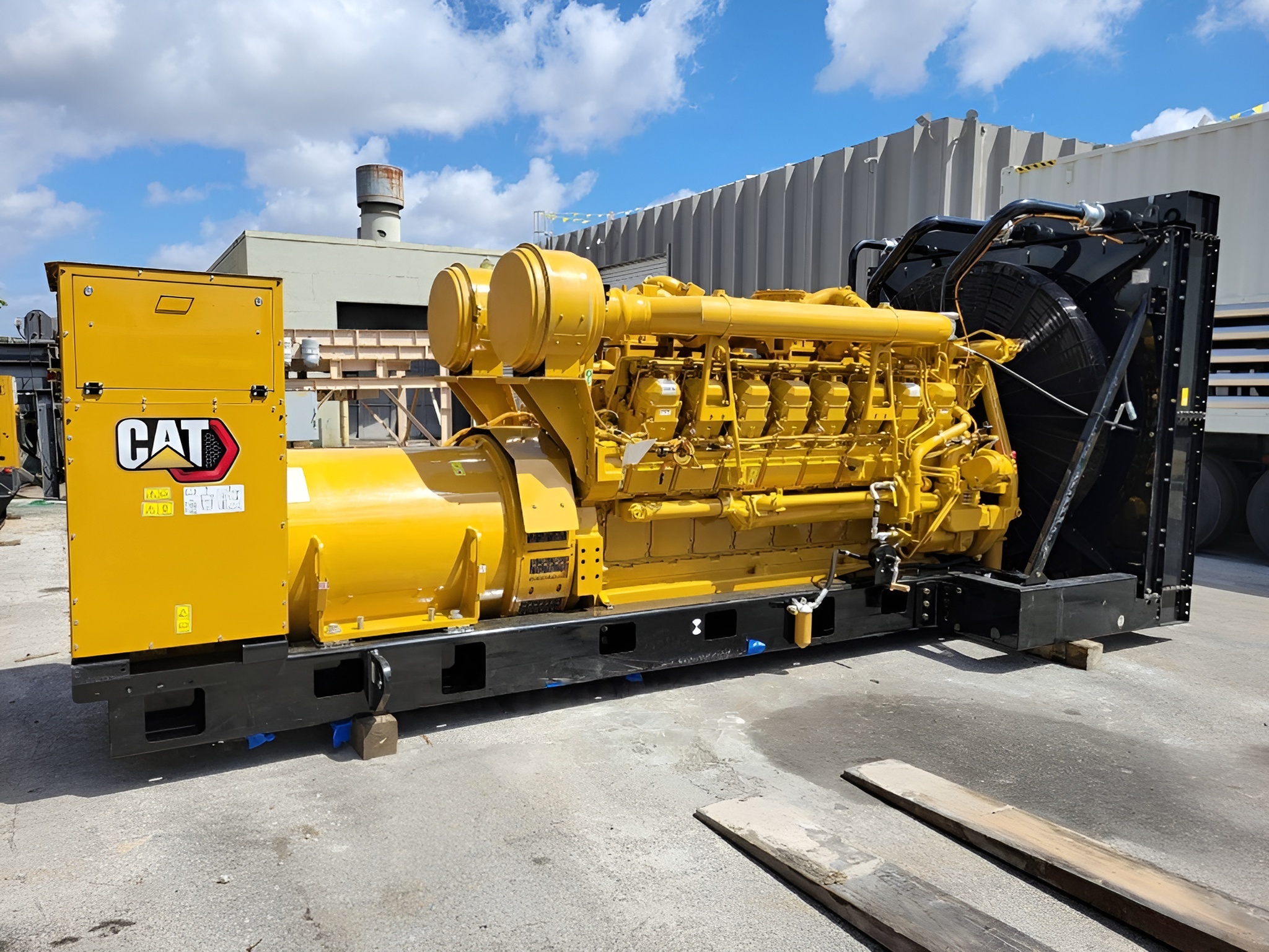 Caterpillar 3516B medium speed industrial diesel HFO generator