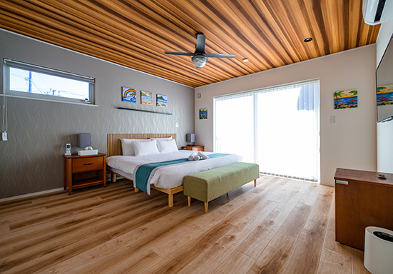 マスターベッドルーム