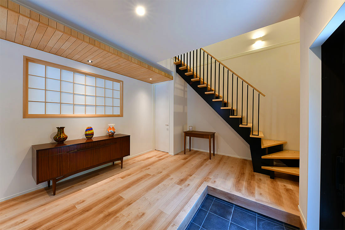 エントランス外観