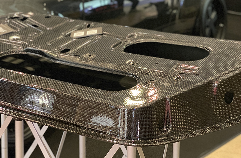 カーボン ドアパネル