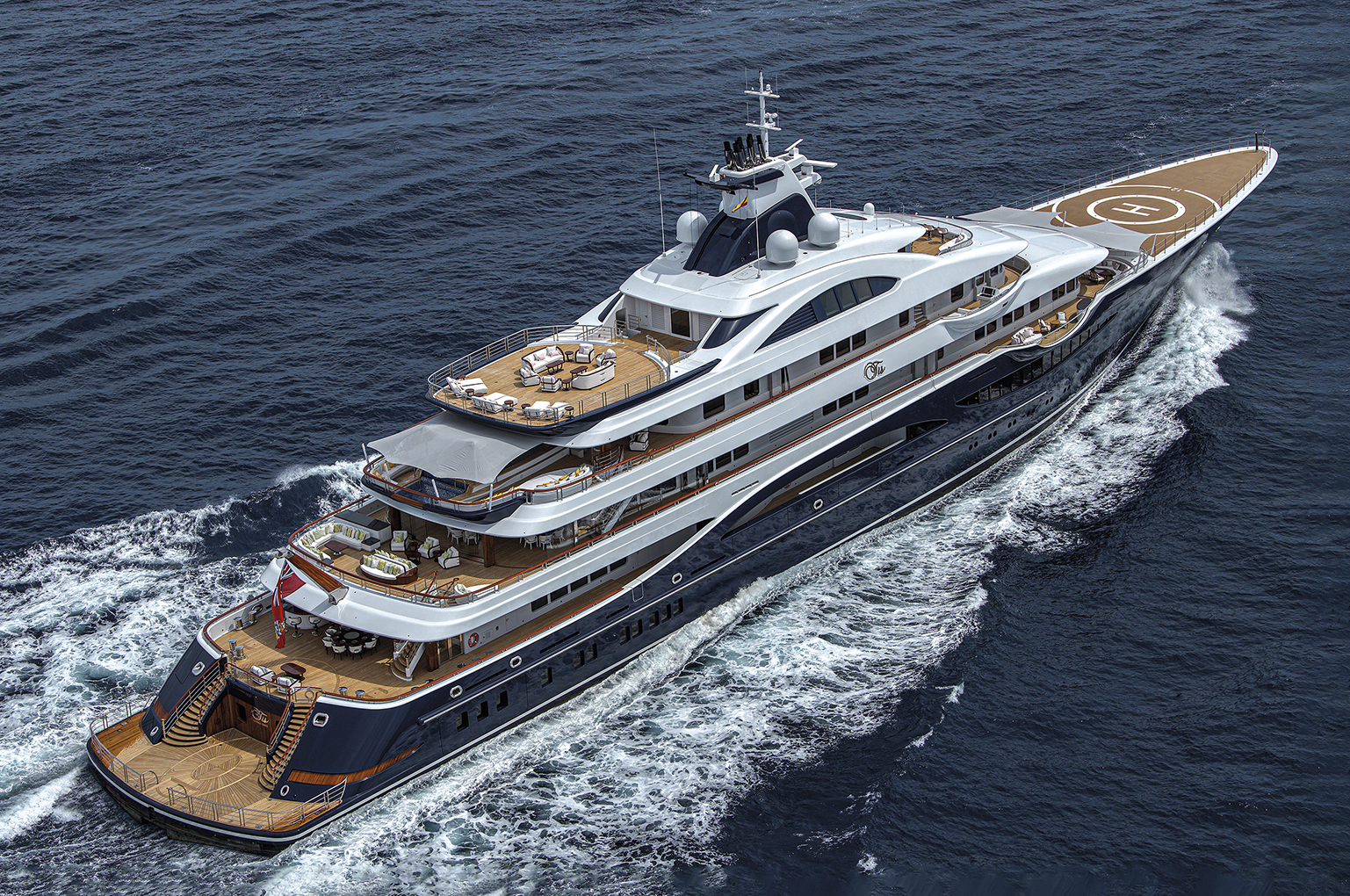 Prestigious marina brokerage