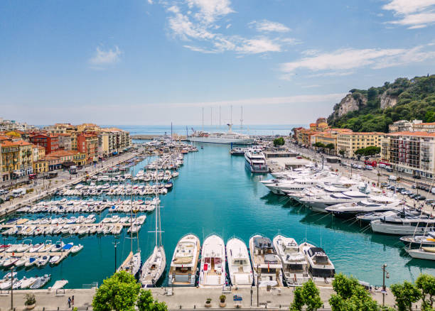 Access the world's most exclusive marinas from Monaco to Saint-Tropez.