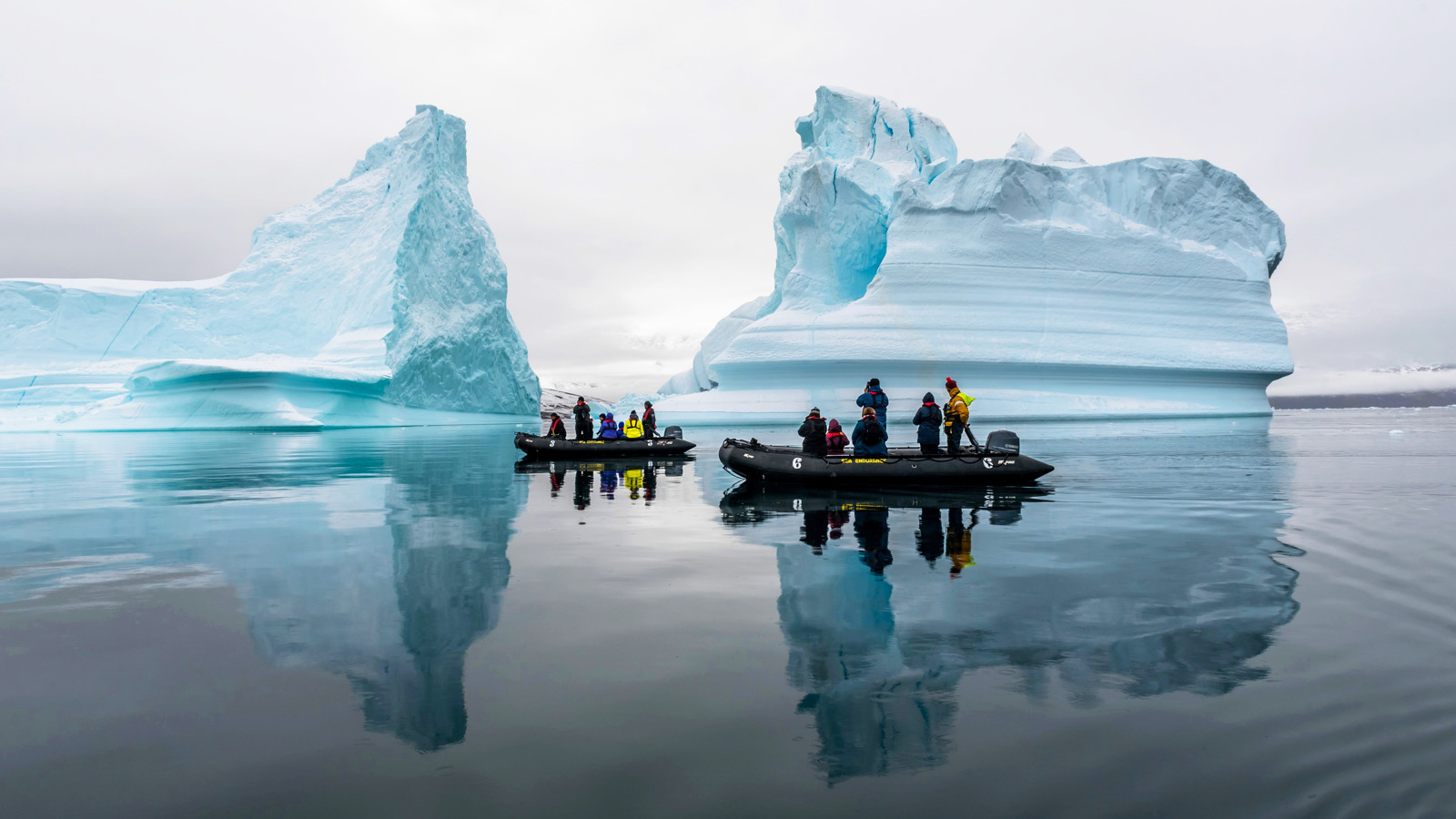 Access the world's most exclusive anchorages from Malé to the southern atolls.