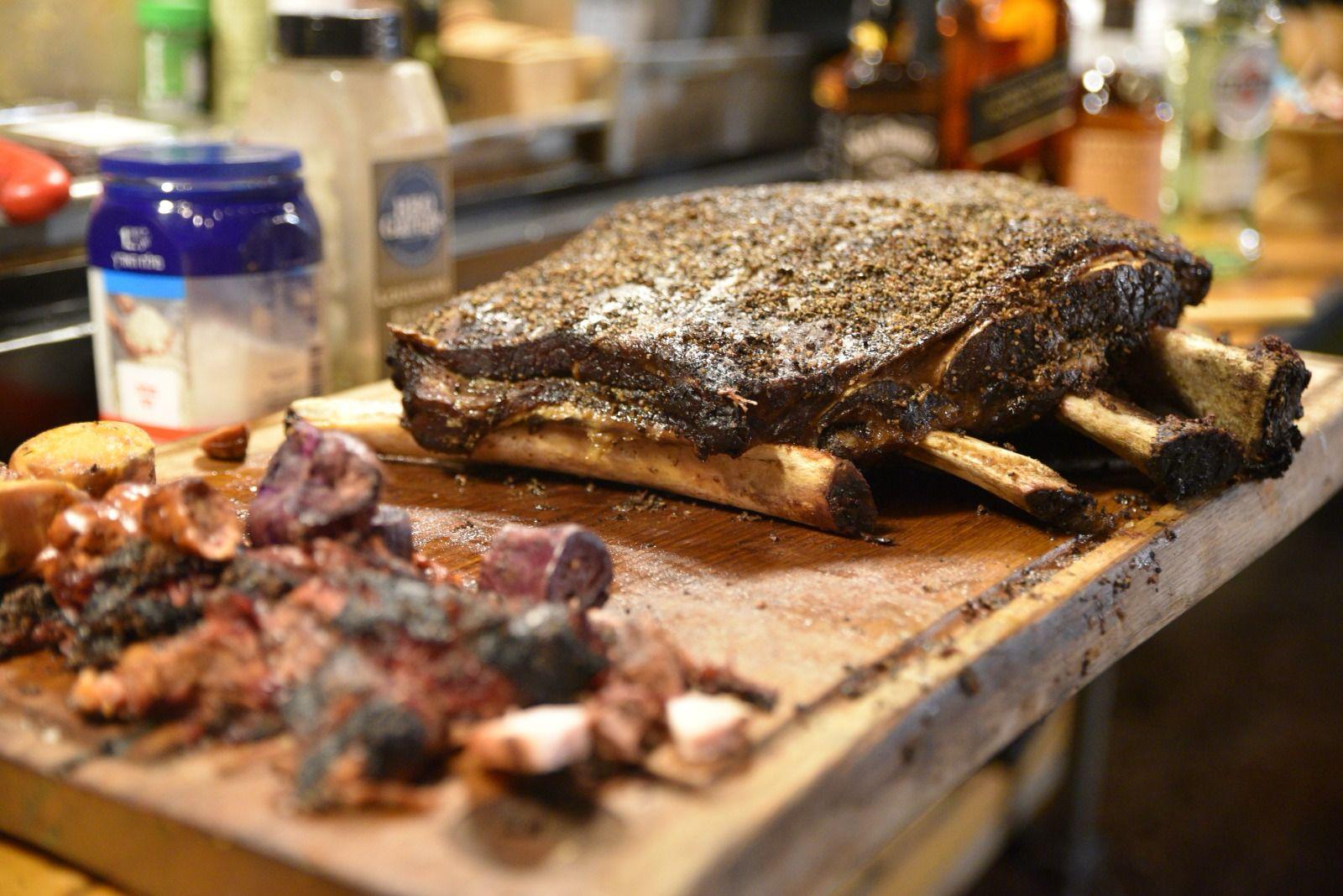 אסאדו בקר מעושן