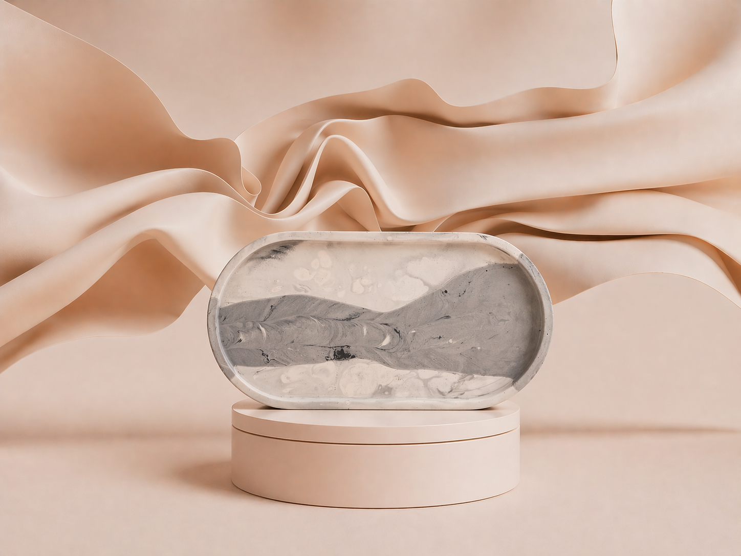 Matte Arch Cube Tray