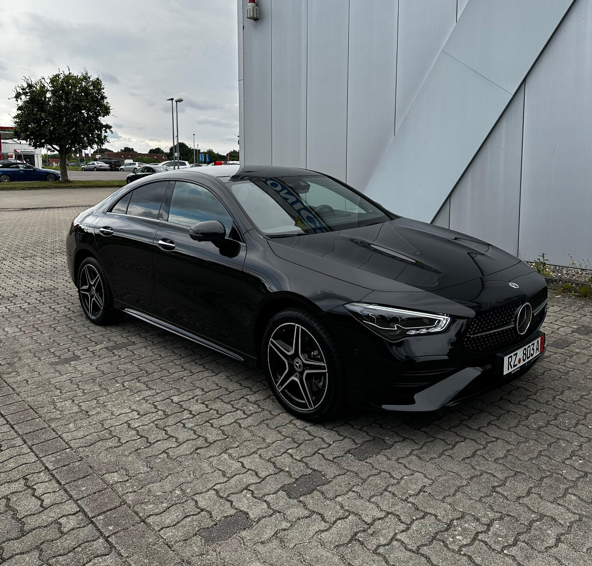 Mercedes Cla 250 e AMG + Night Packet 2024 30.000km - Caso de éxito