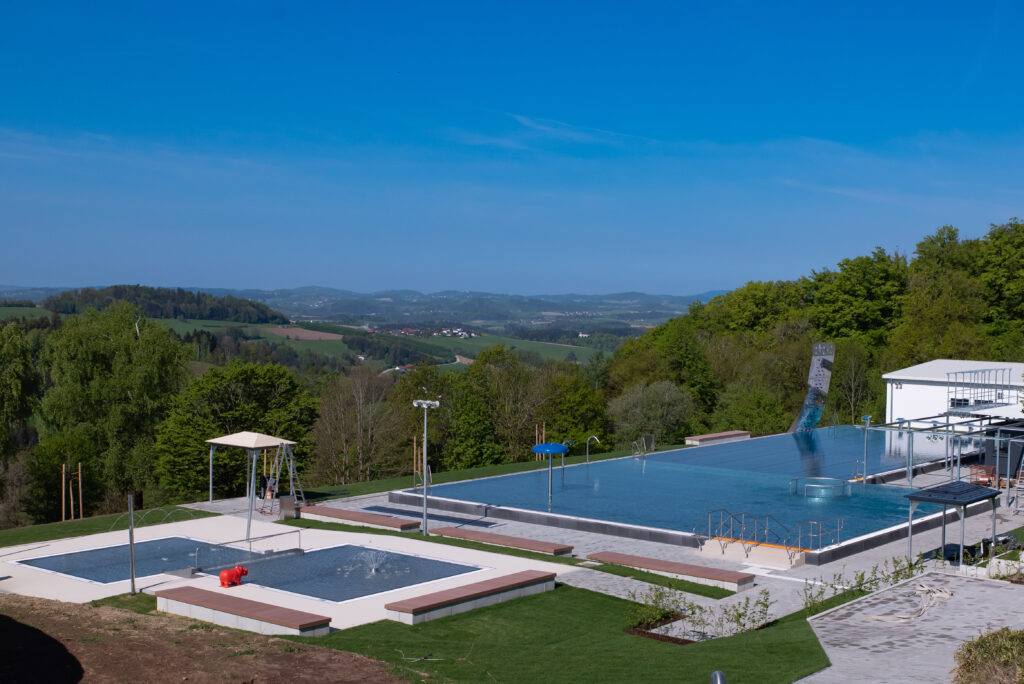 Freibad & Sonnenterrasse