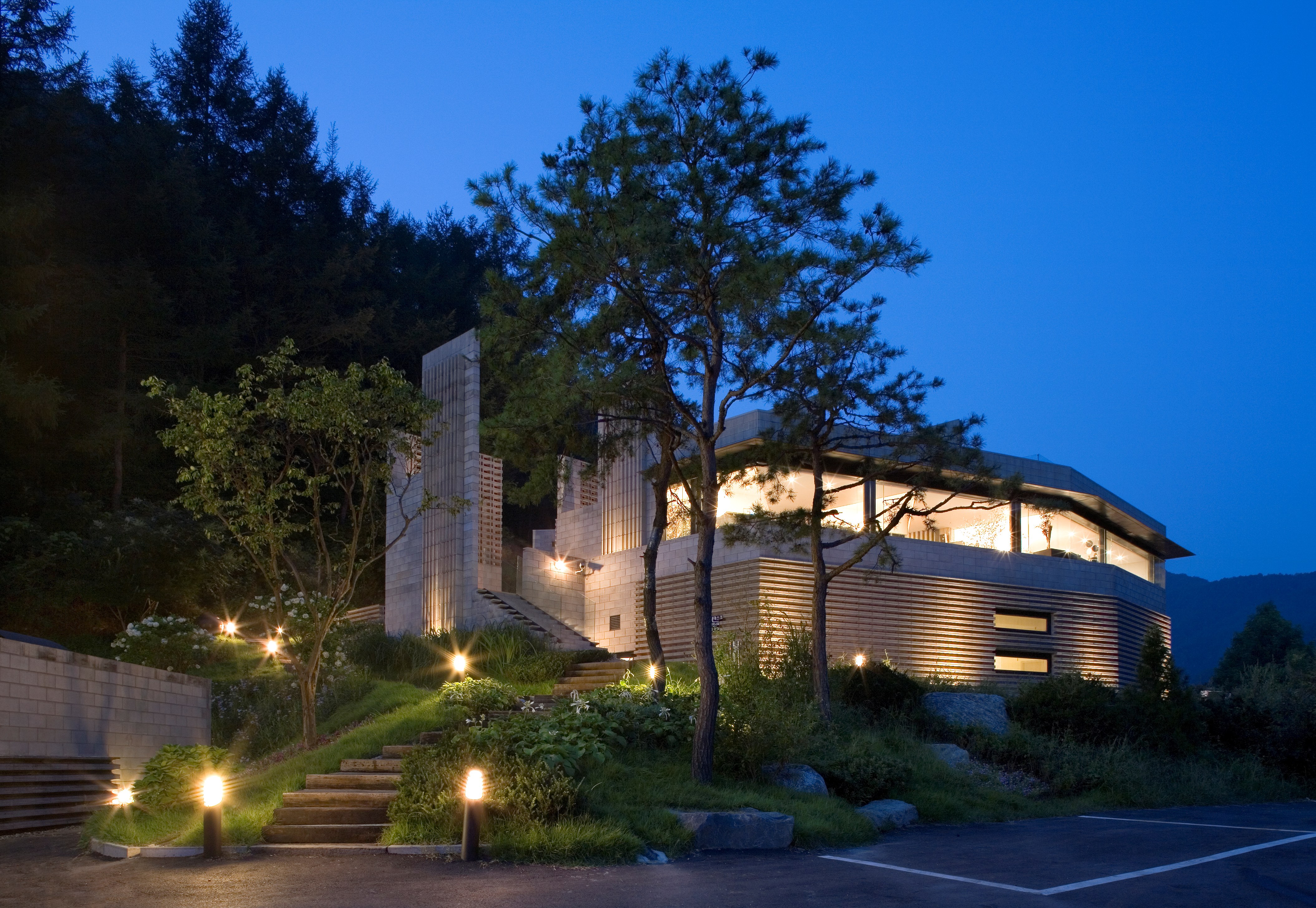 생각속의집 펜션 전경 5