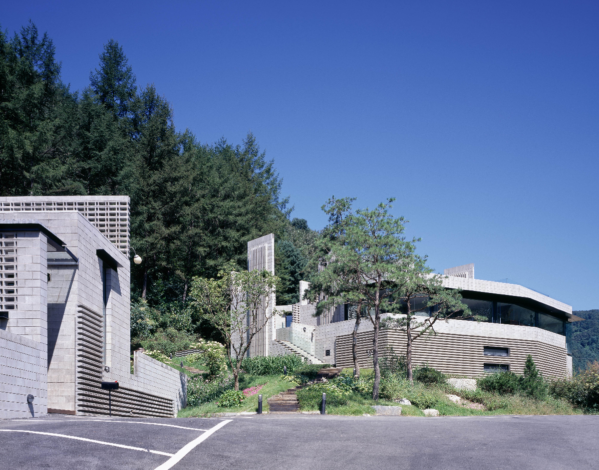 생각속의집 펜션 전경 2