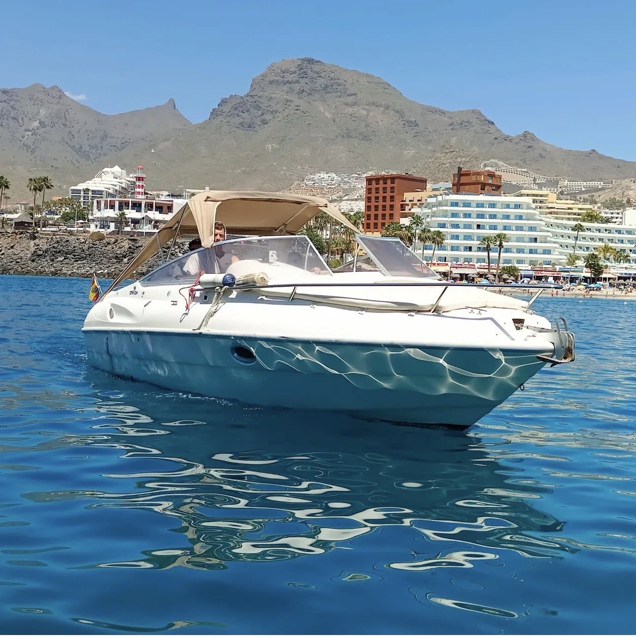 Barco de lujo en Canarias