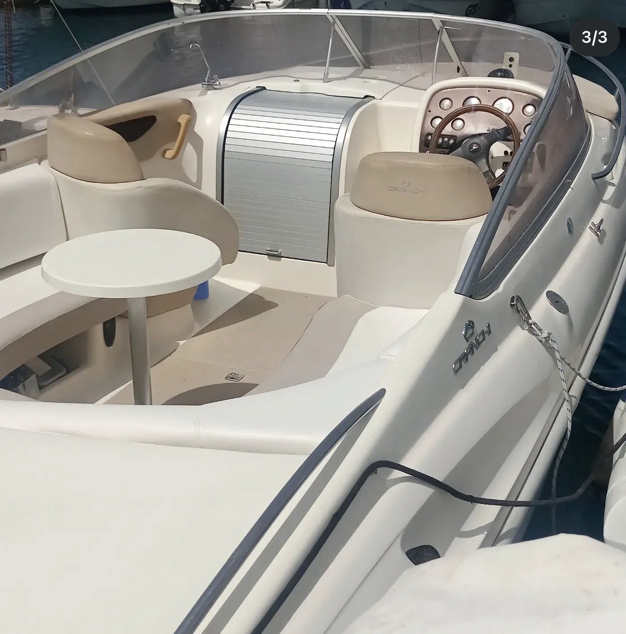 Barco en Puerto Colon