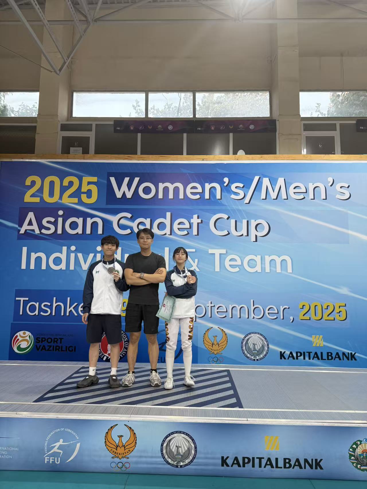 亞洲少年劍擊巡迴賽-烏茲別克站 男子花劍團體第二名及女子花劍團體第三名