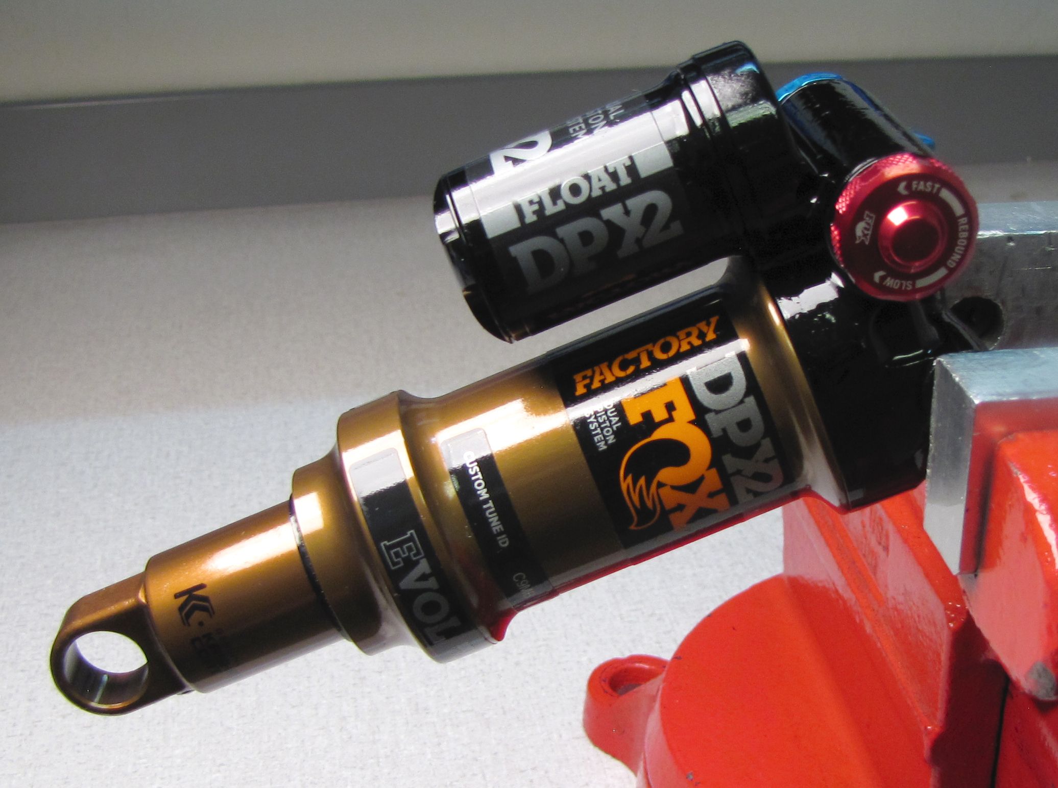 Révision suspension VTT Fox — Pro Suspension Six-Fours Var (83)