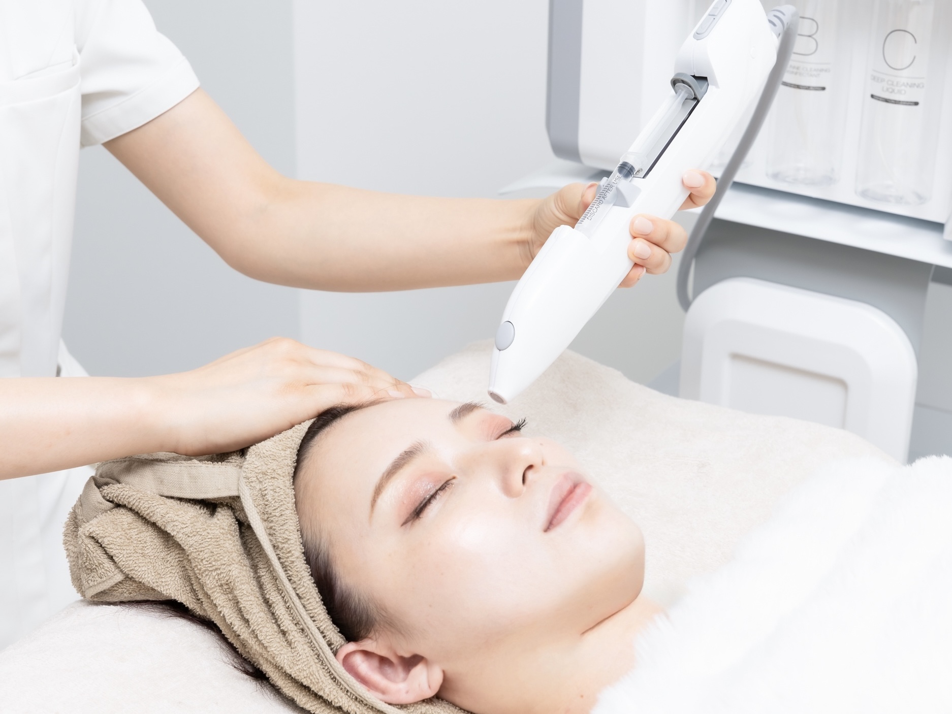 Needle-Free Water Glow
