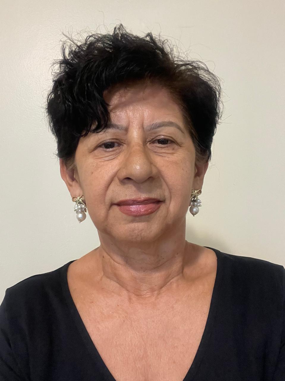 CÉLIA MARIA MEDEIROS