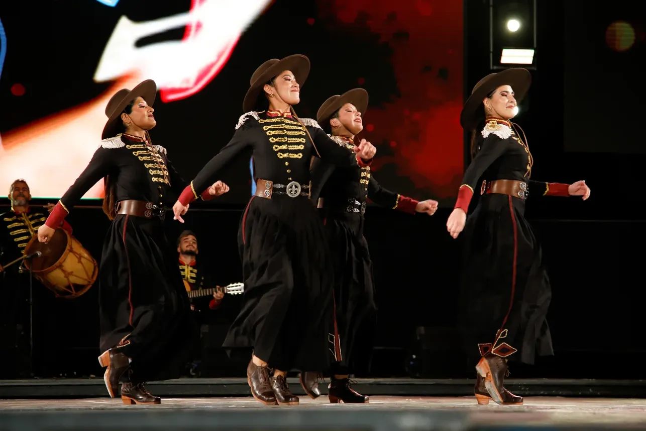 Interior de la escuela de danzas Chakaymanta