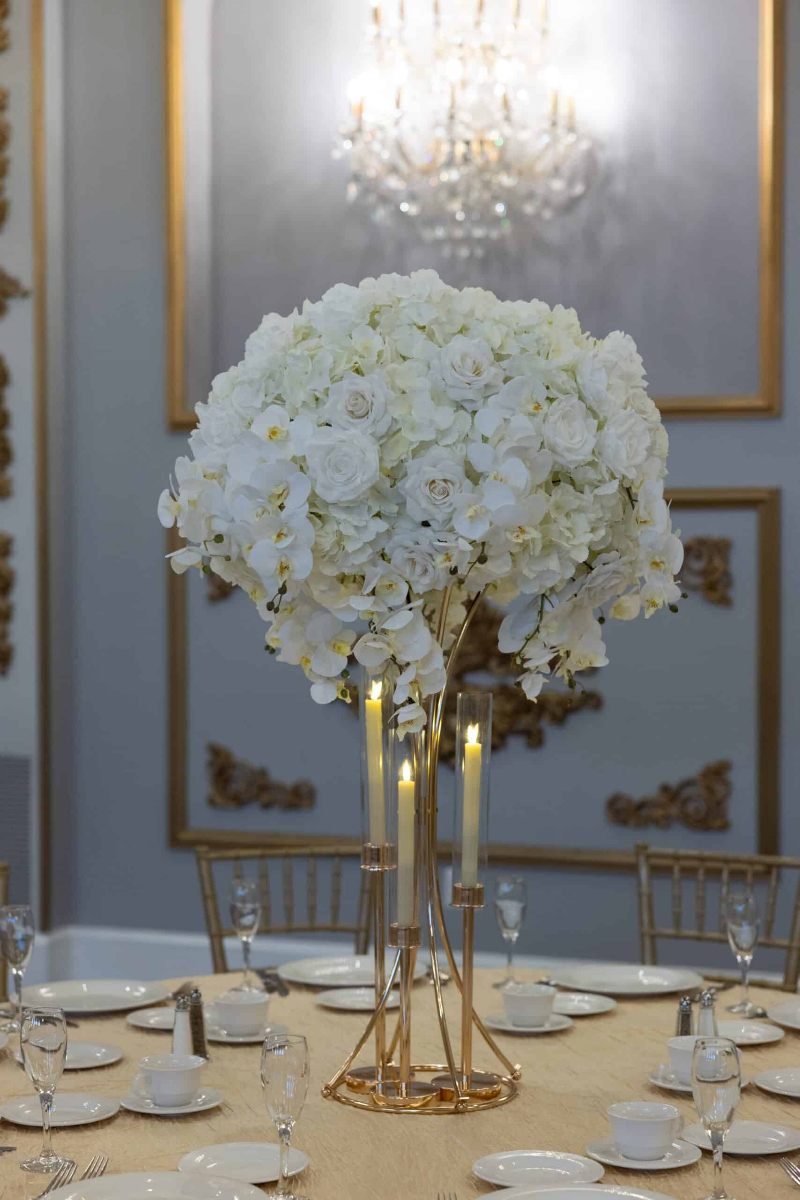 Cascade on Gold Hourglass Stand with Gold Taper Candle Holders