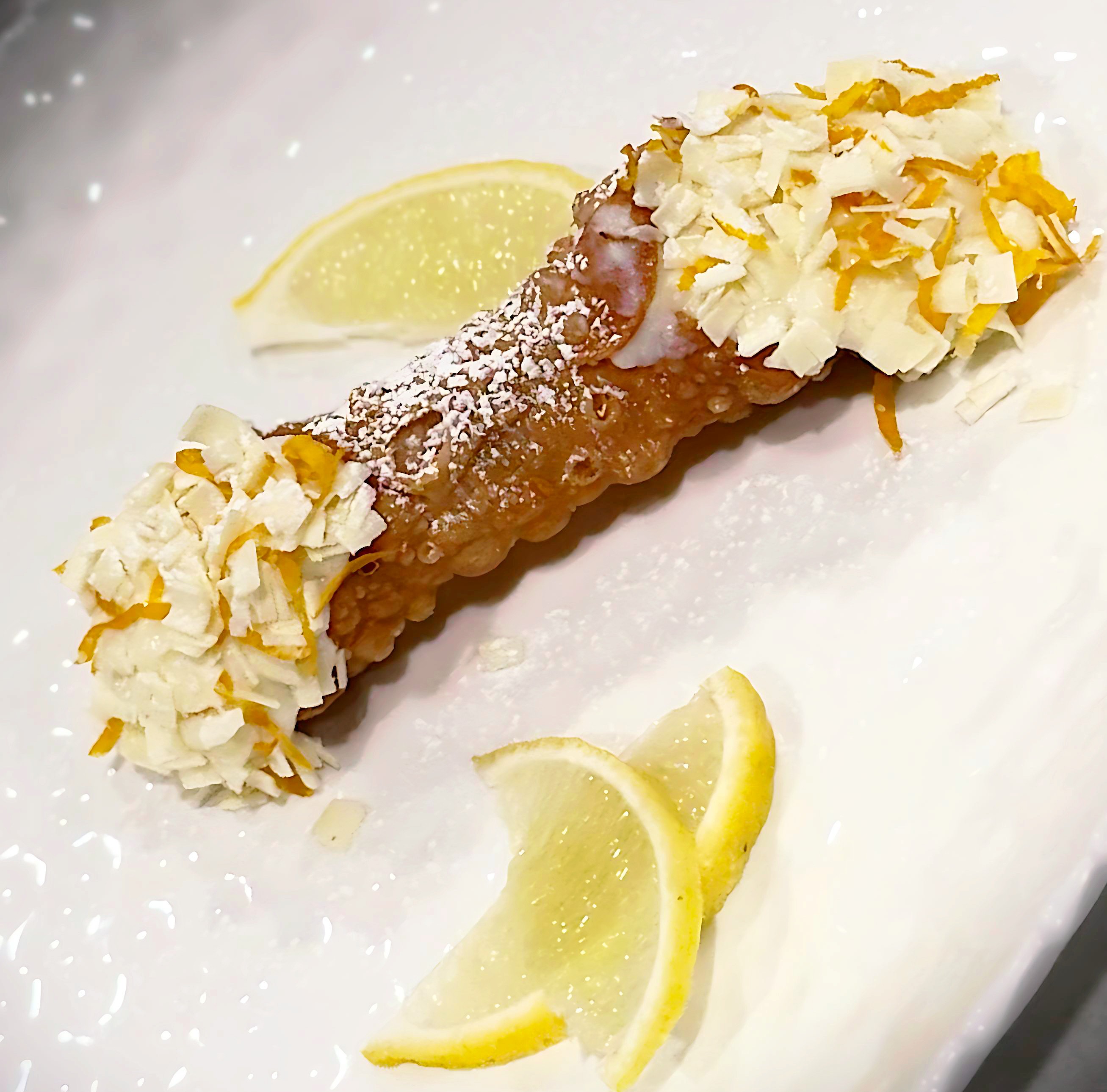 Mini Wedding Cannoli