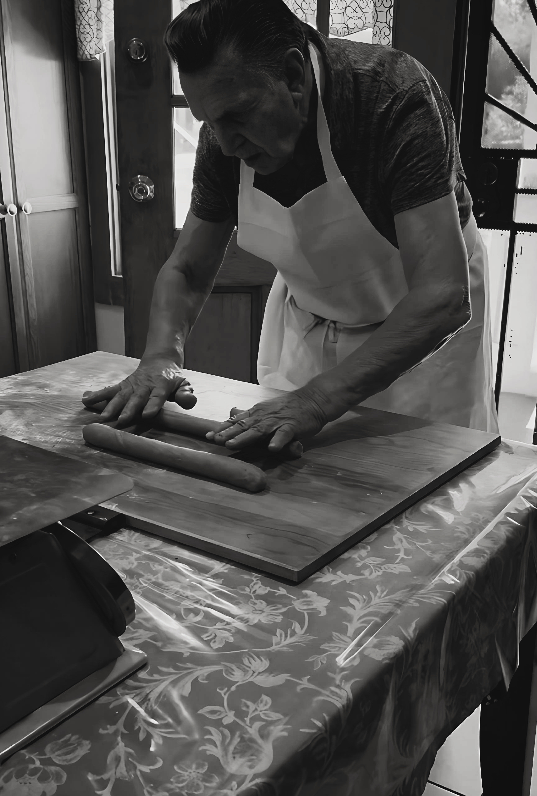 Making Cannoli - Handcrafted Italian Pastry