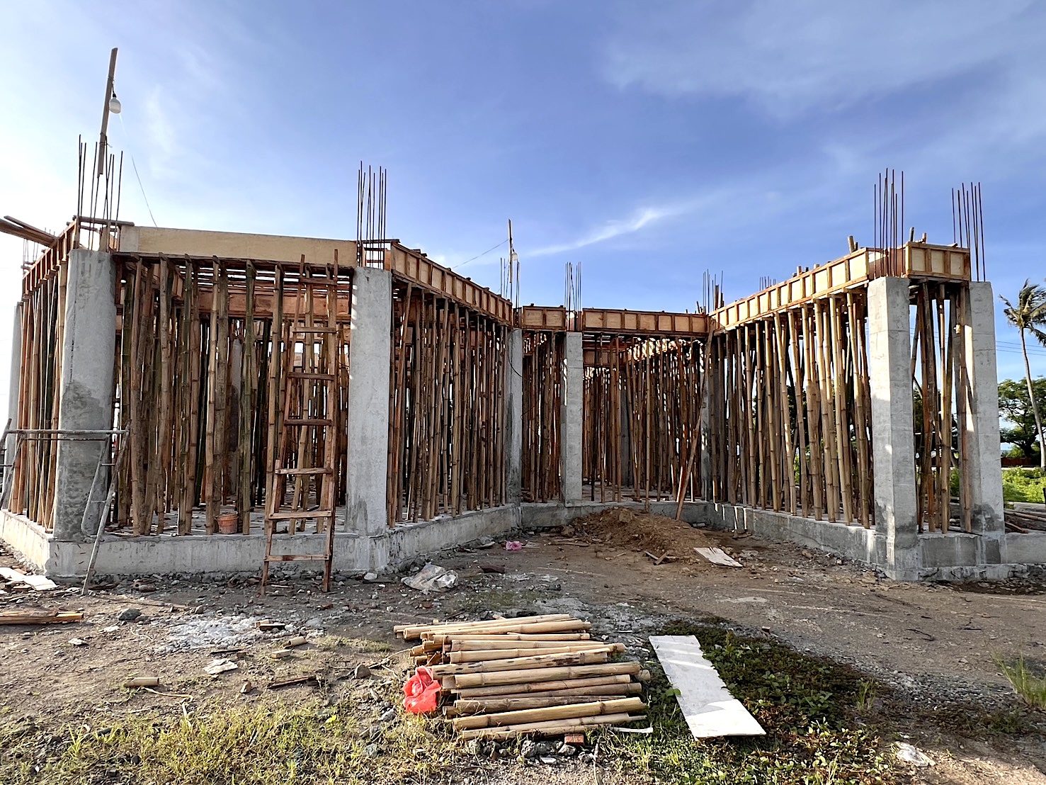 レストランから望む予定のビーチの眺め