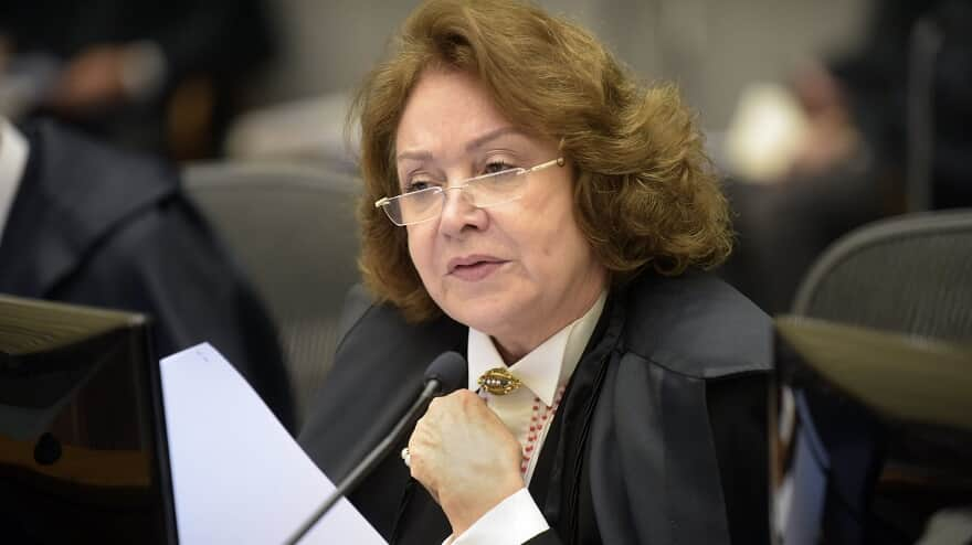 Abandono de ação de alimentos: STJ define papel da Defensoria e curadoria