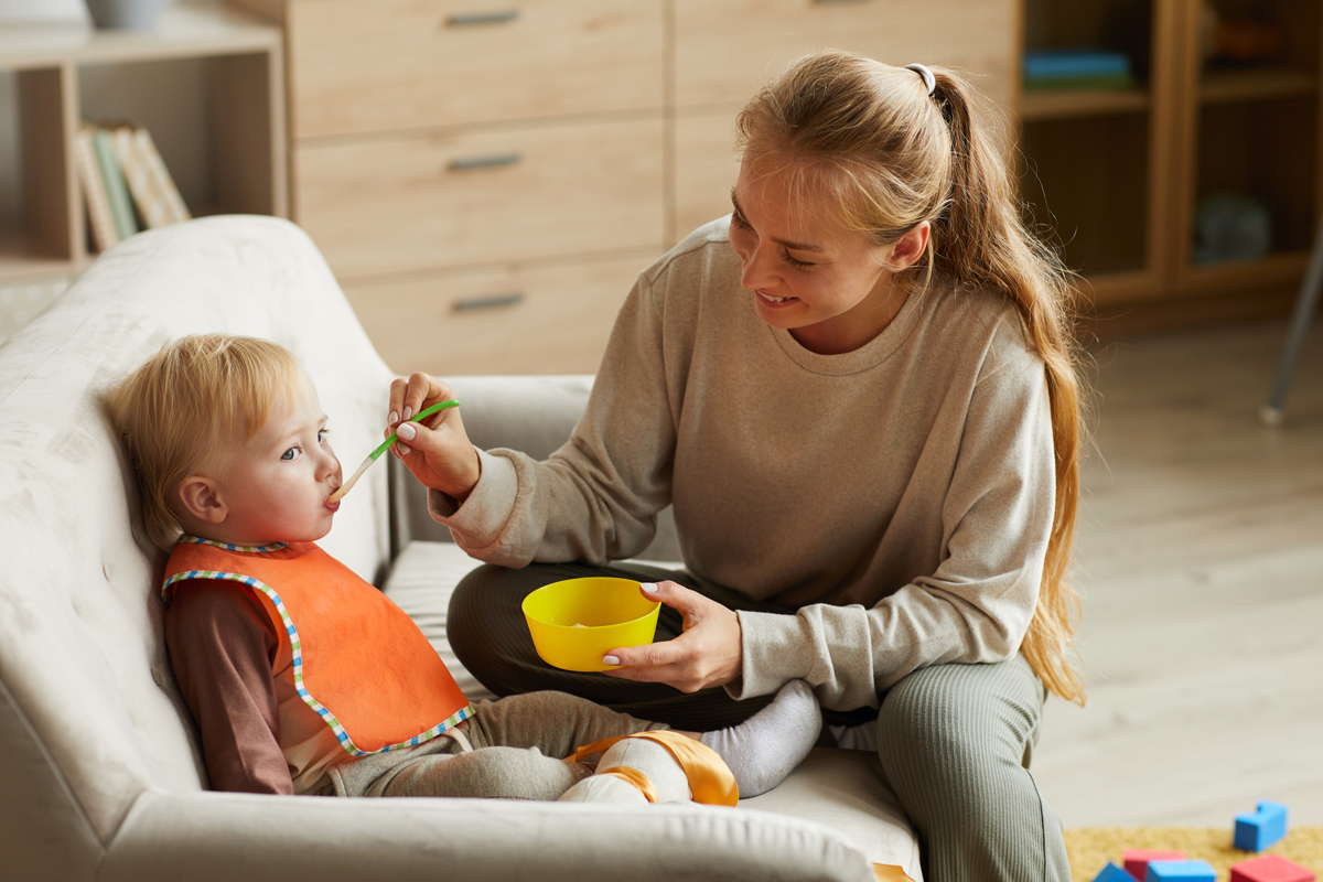 Família condenada por contratar babá menor de idade