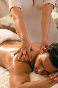 5-Star Balinese Massage on White Beach, Boracay