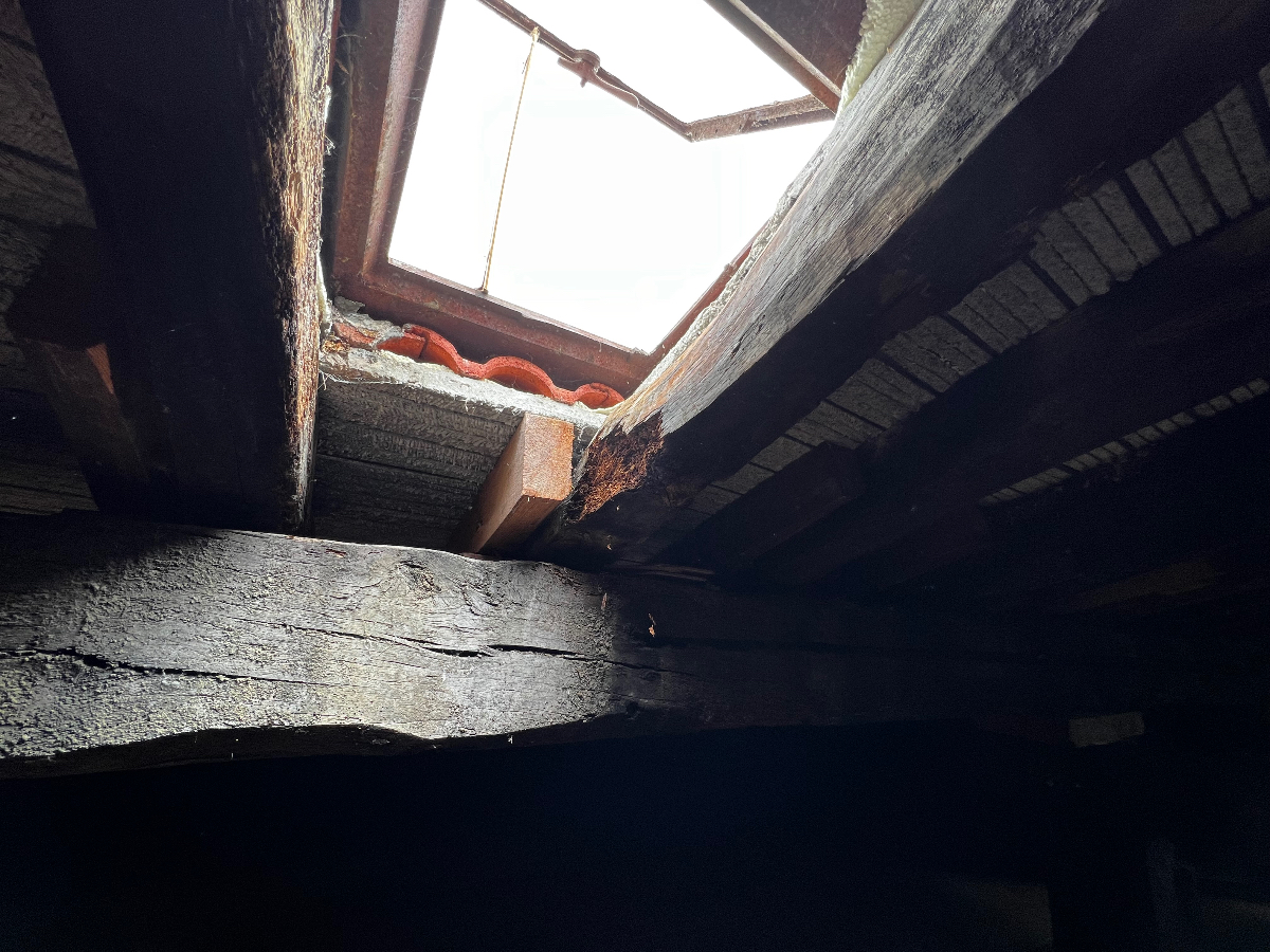 Toiture inachevée non définie