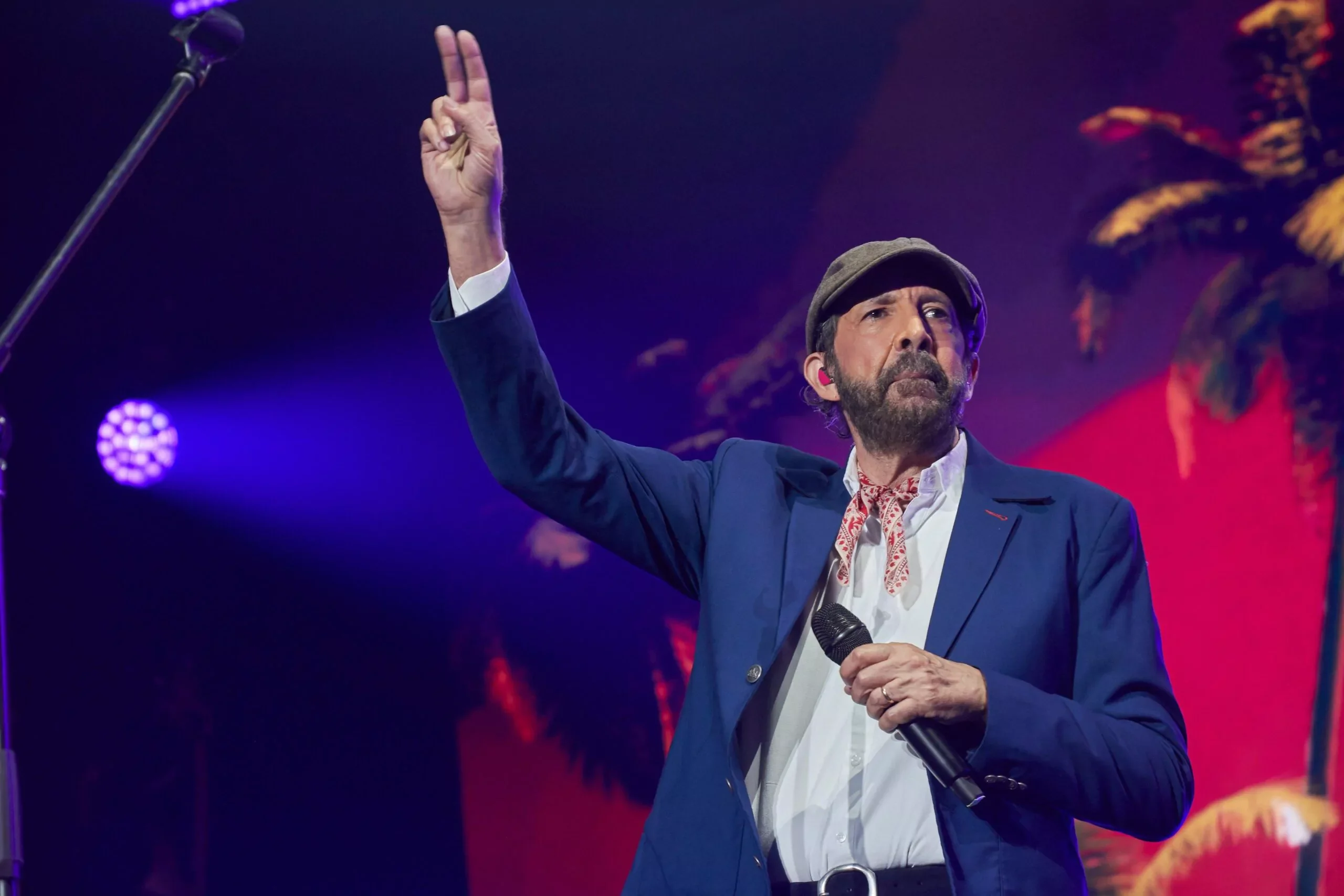 Juan Luis Guerra estrena "Cielo de Azúcar", su primer álbum en 6 años con 14 temas inéditos