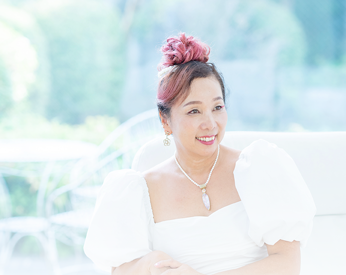 穴口恵子