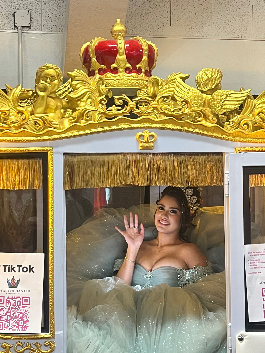 Royal Wave - Royal Enchanted Kingdom Royal Wave