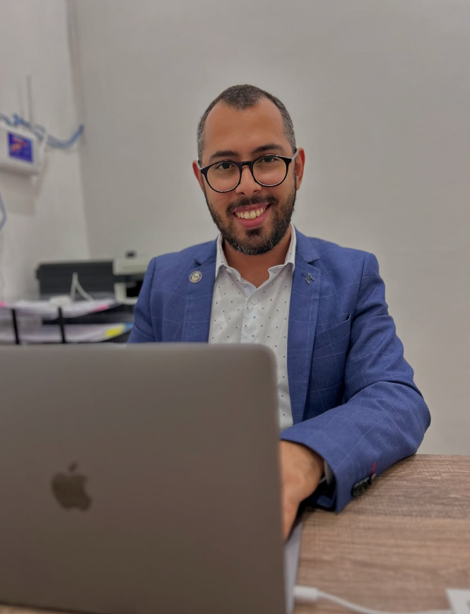 Frank Pitaluga - Advogado Especializado em Direito Trabalhista