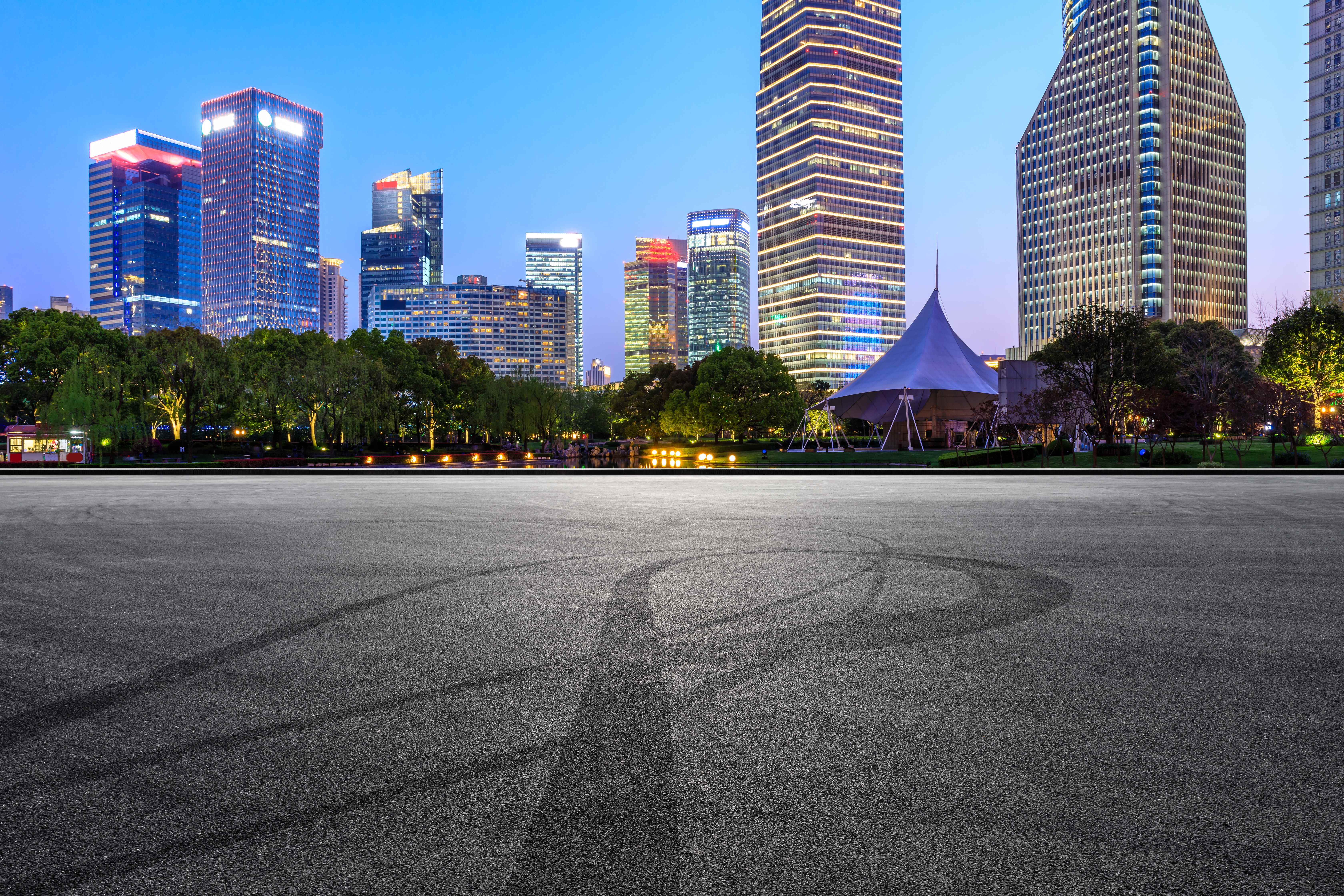 Lincoln NE commercial asphalt paving and parking lot services