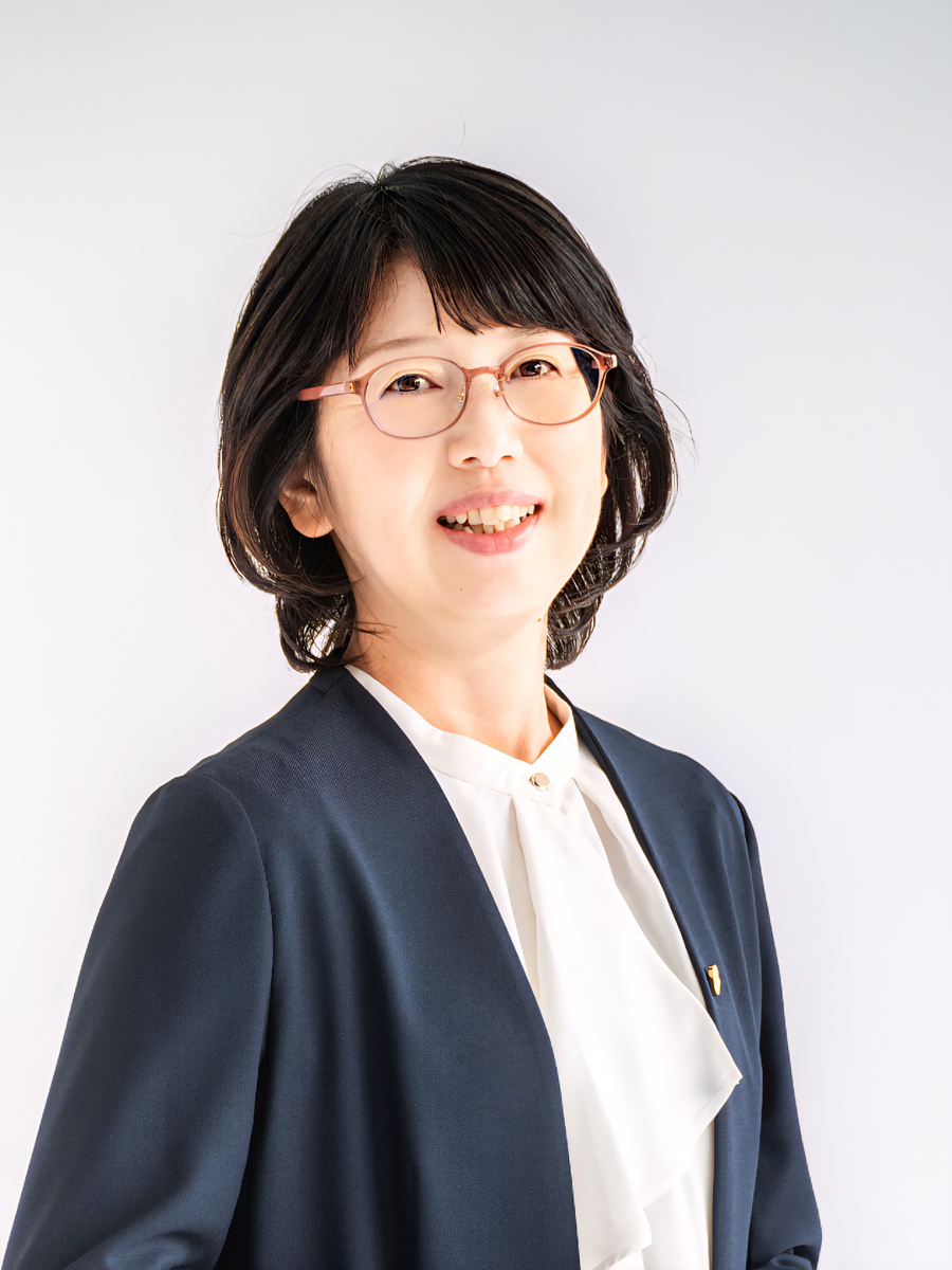 行政書士 鈴木 雅子(すずき まさこ)