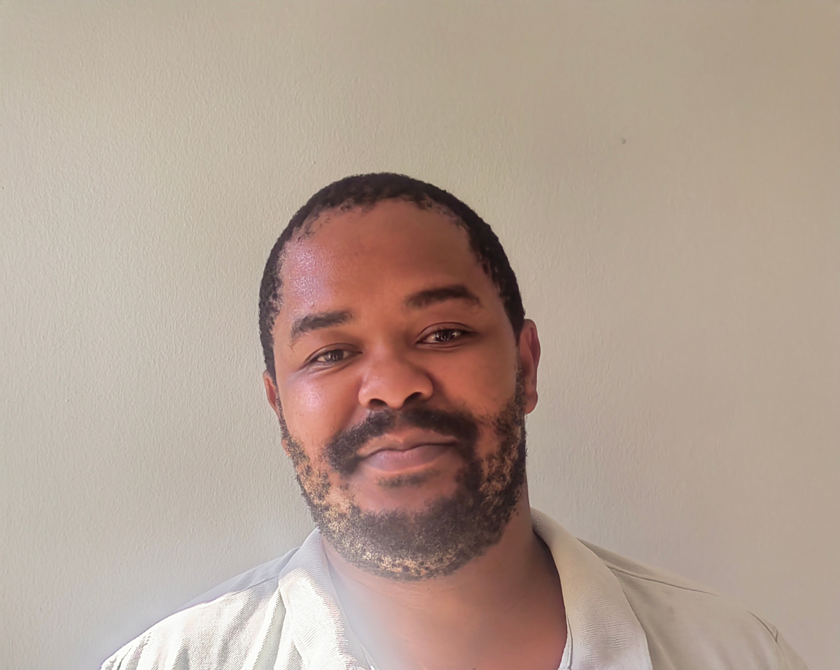 Mr Mlondolozi Mngceke