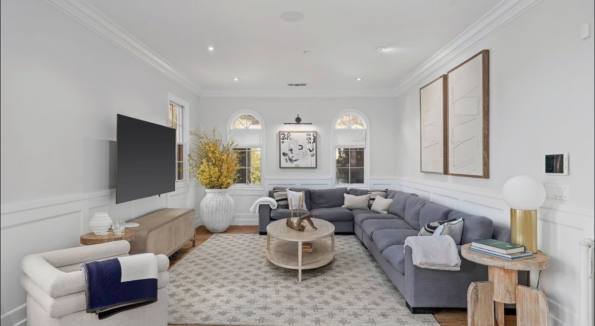 Contemporary Living Room