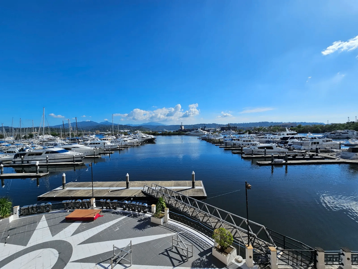 Subic Bay Yacht Tour