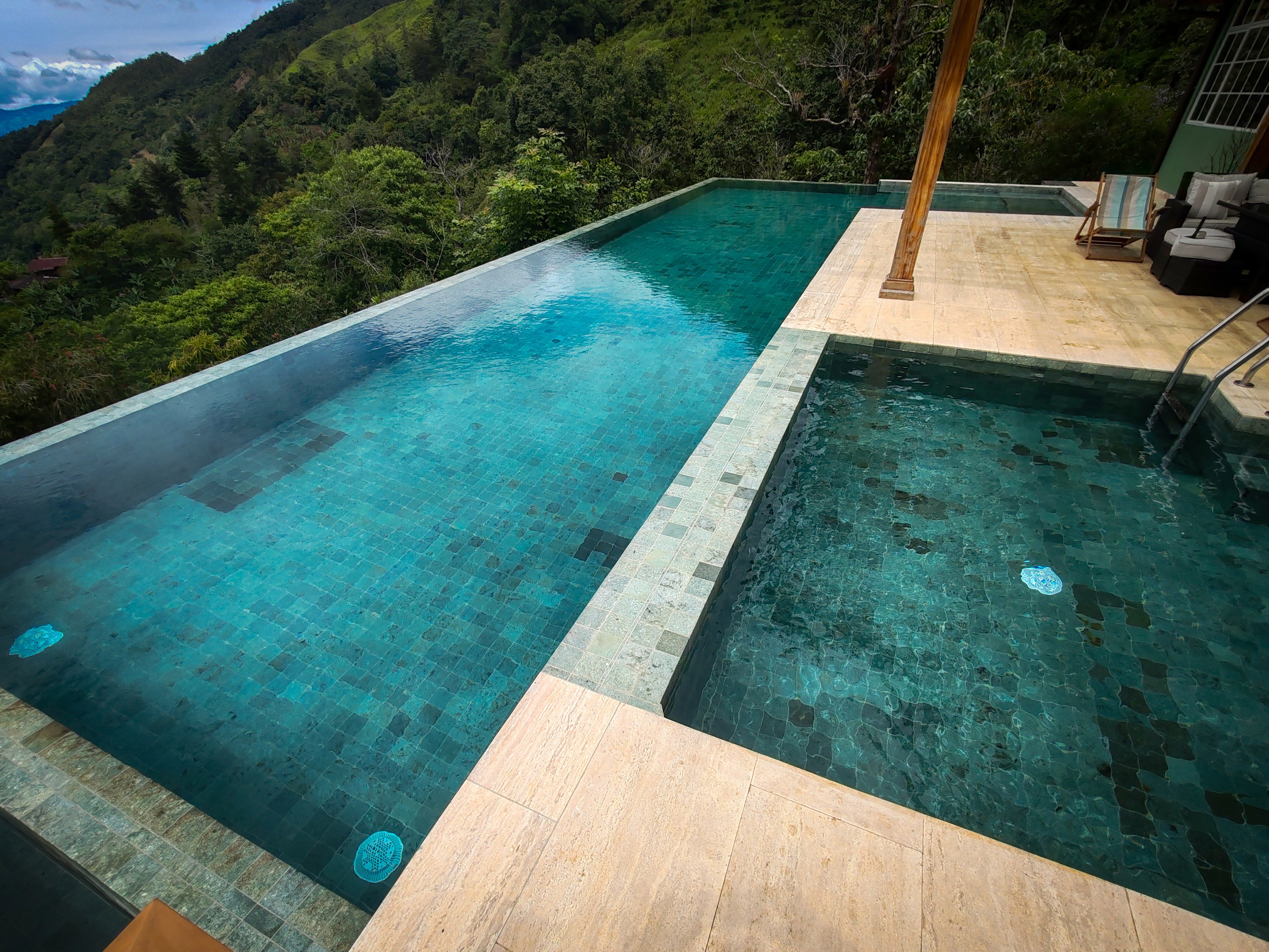 Ejecución de proyecto - Piscina Residencial Mayor