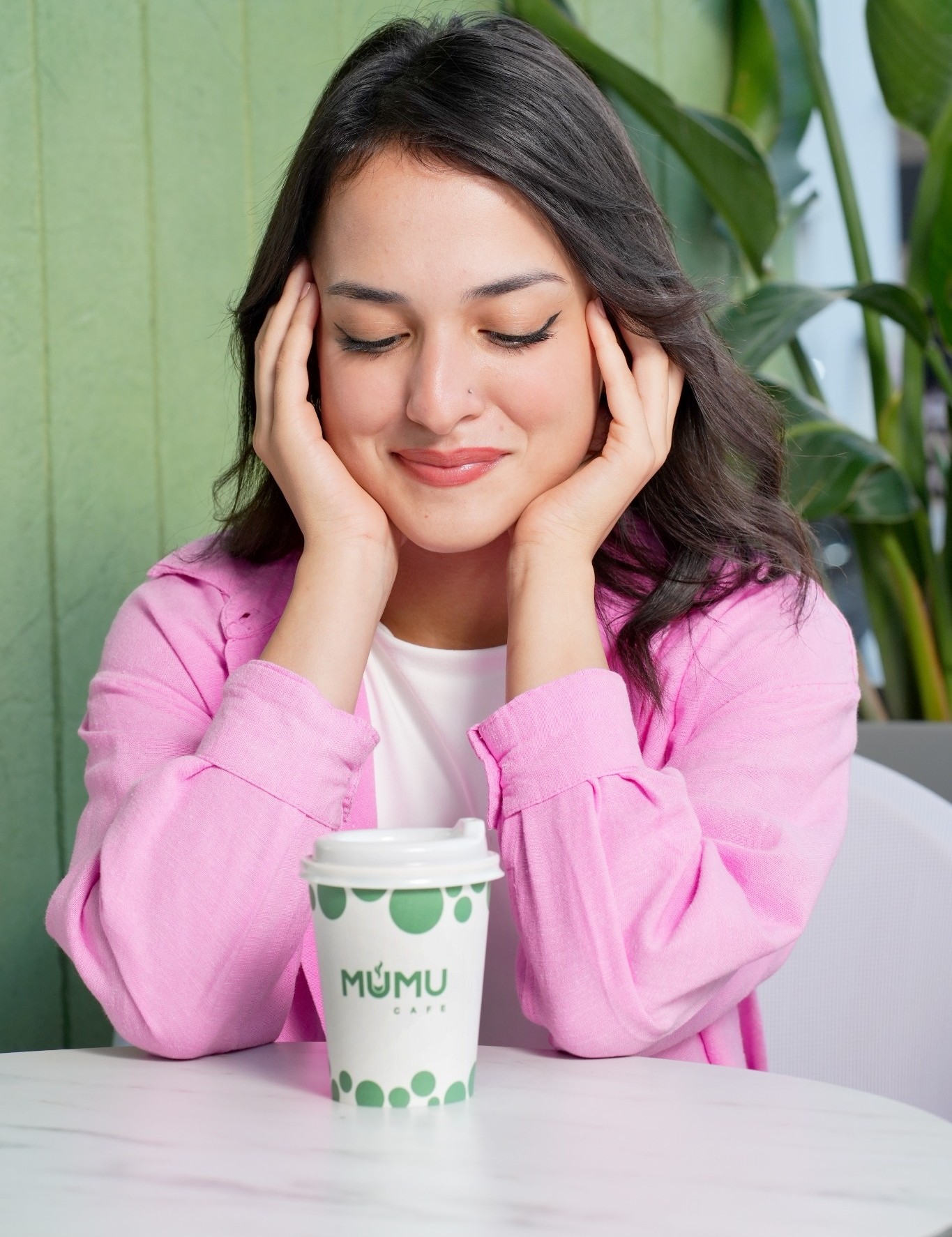 MUMU CAFÉ cold brew hero