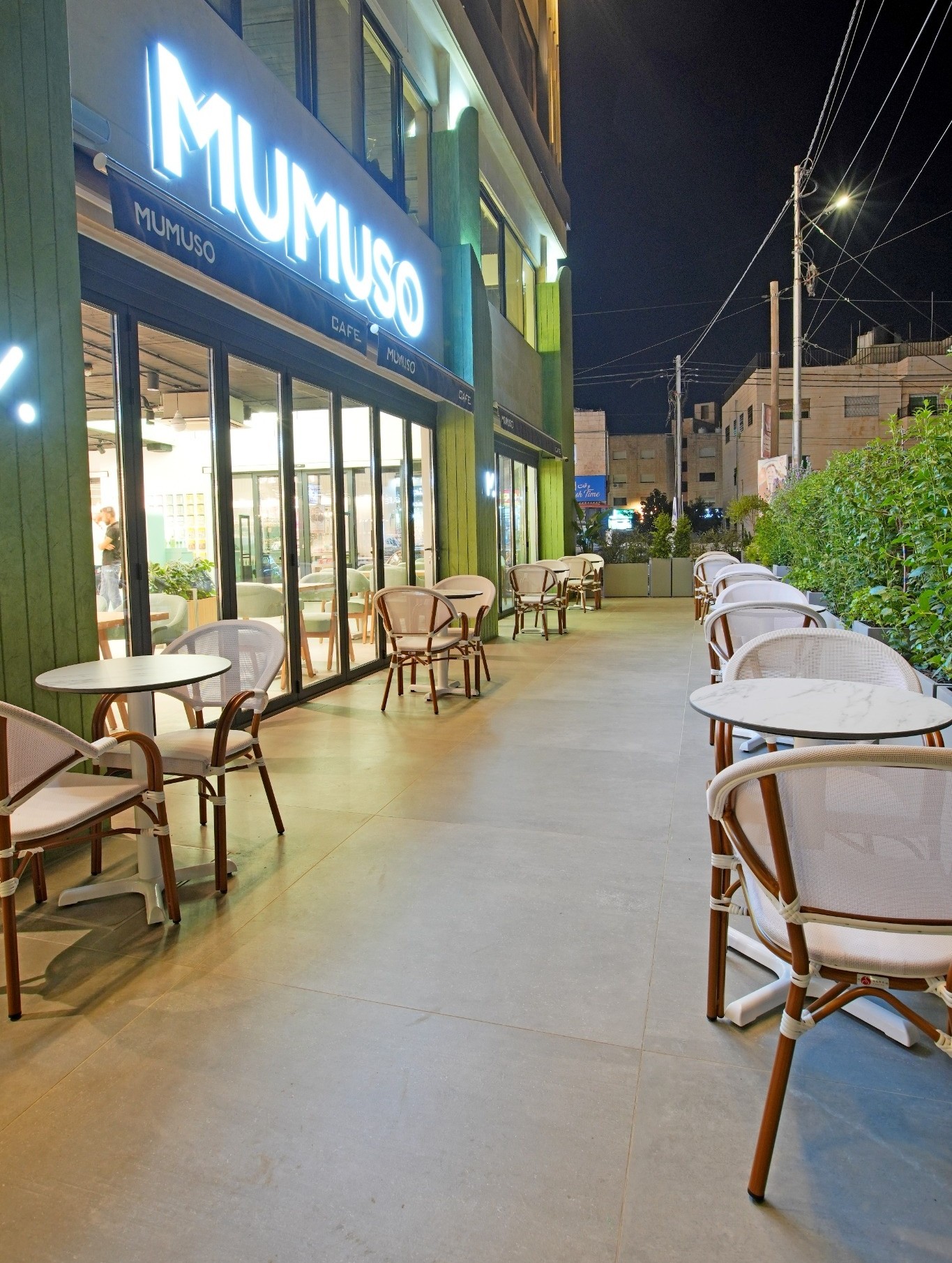 Visit MUMU CAFÉ